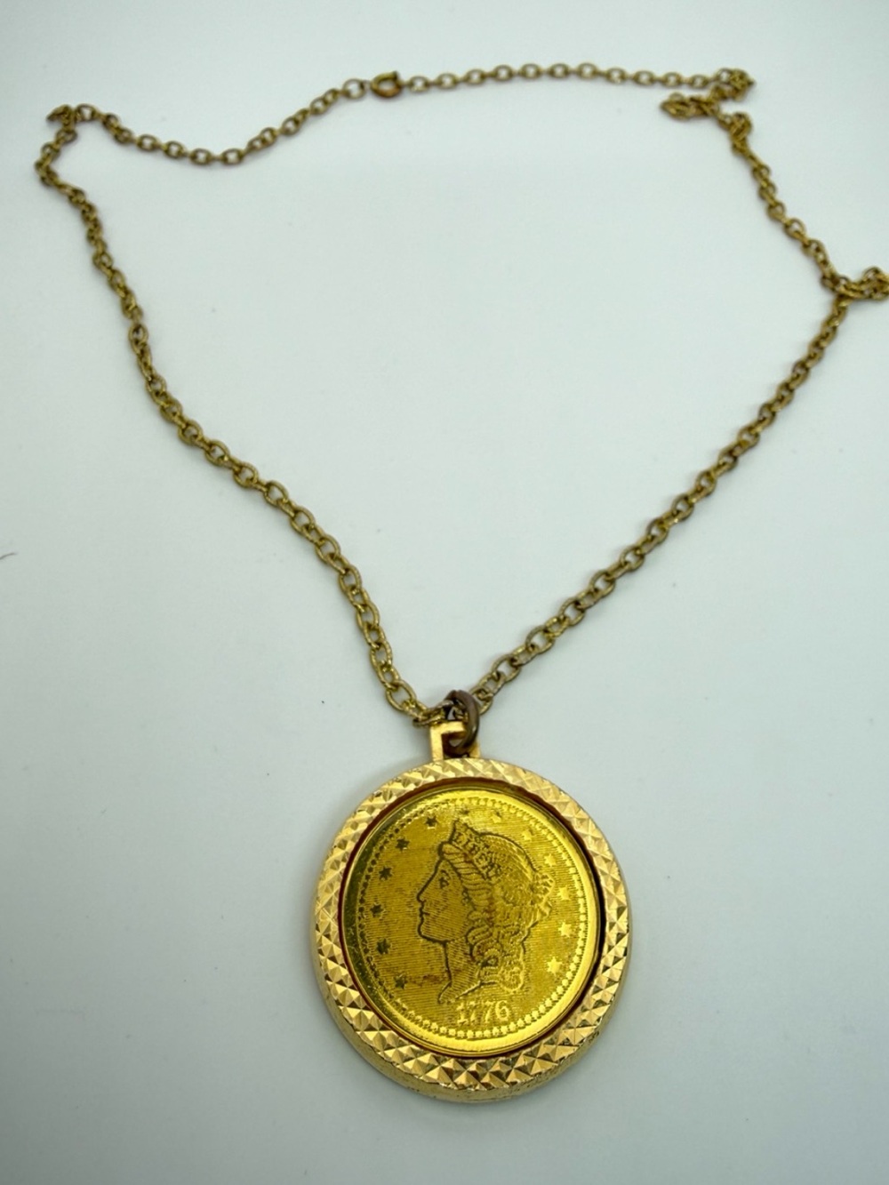 Vintage Gold Tone Liberty Coin Style Medallion Pendant Necklace 1776